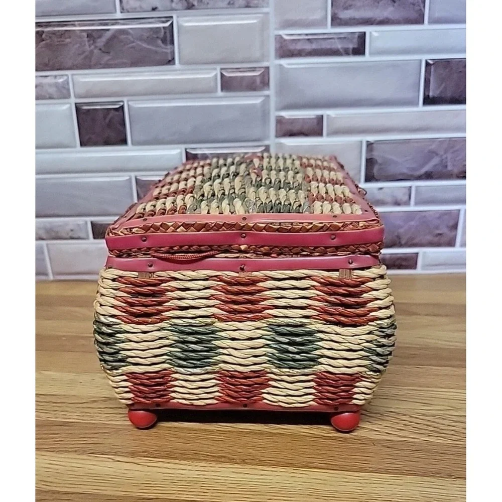 Vintage Wicker Sewing Basket Music Box Red Green Woven Storage Box Pincushion